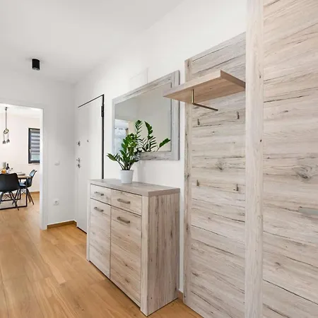 Em Apartment Porec